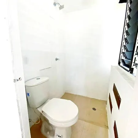 Cozy 5 Bedroom, 6 Bathroom