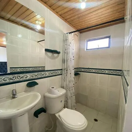 Cozy 5 Bedroom, 6 Bathroom Apartment Cartagena
