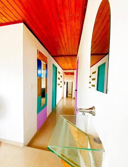 Cozy 5 Bedroom, 6 Bathroom Apartamento Cartagena