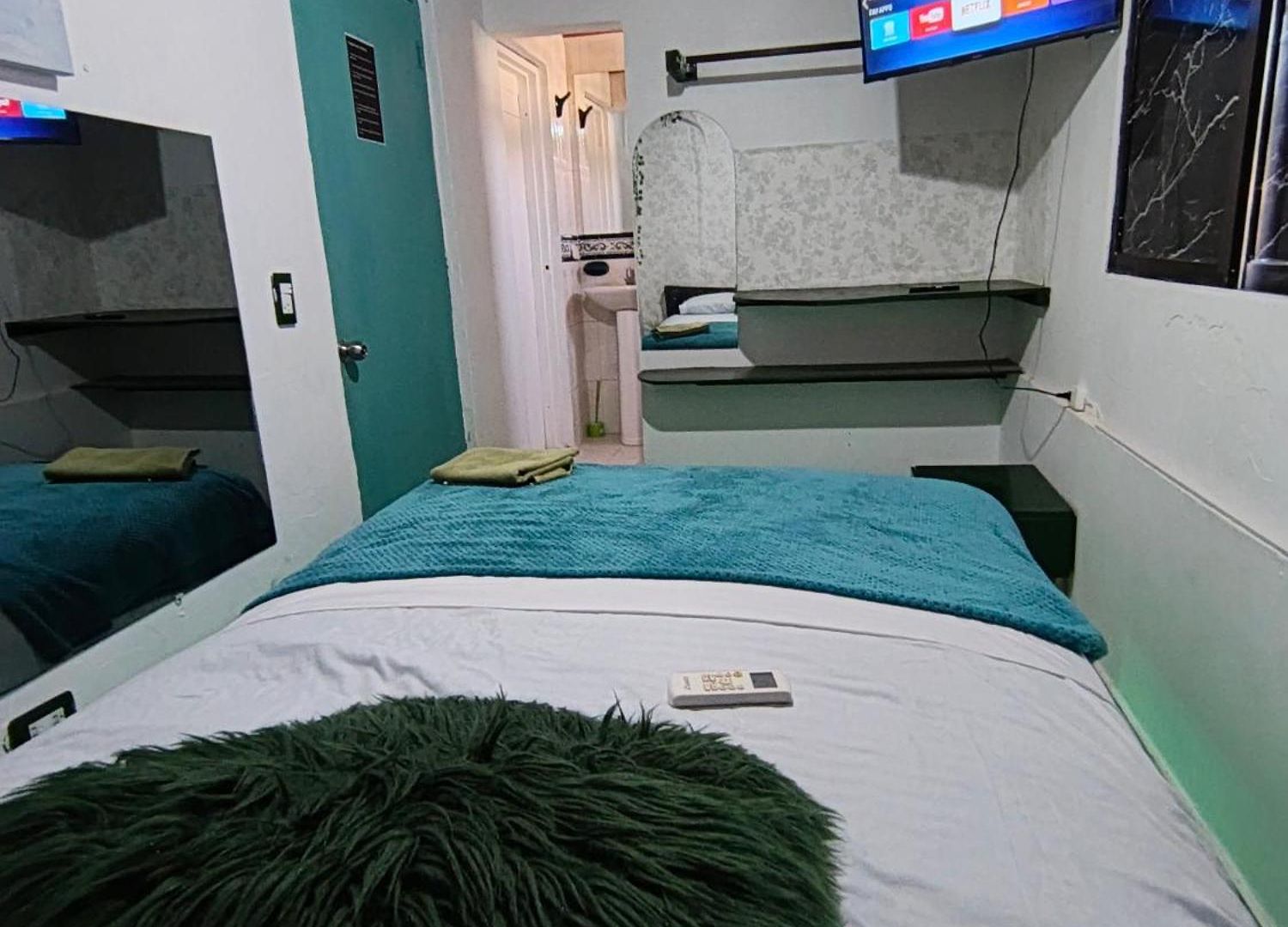 Apartamento Cozy 5 Bedroom, 6 Bathroom *