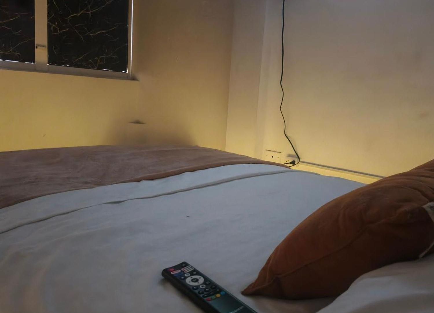Cozy 5 Bedroom, 6 Bathroom Apartamento