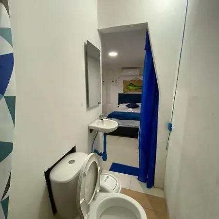 Cozy 5 Bedroom, 6 Bathroom *