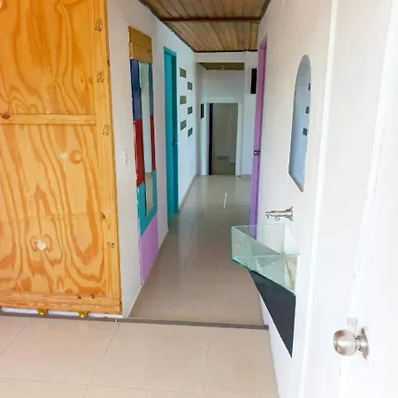 Cozy 5 Bedroom, 6 Bathroom Apartamento *